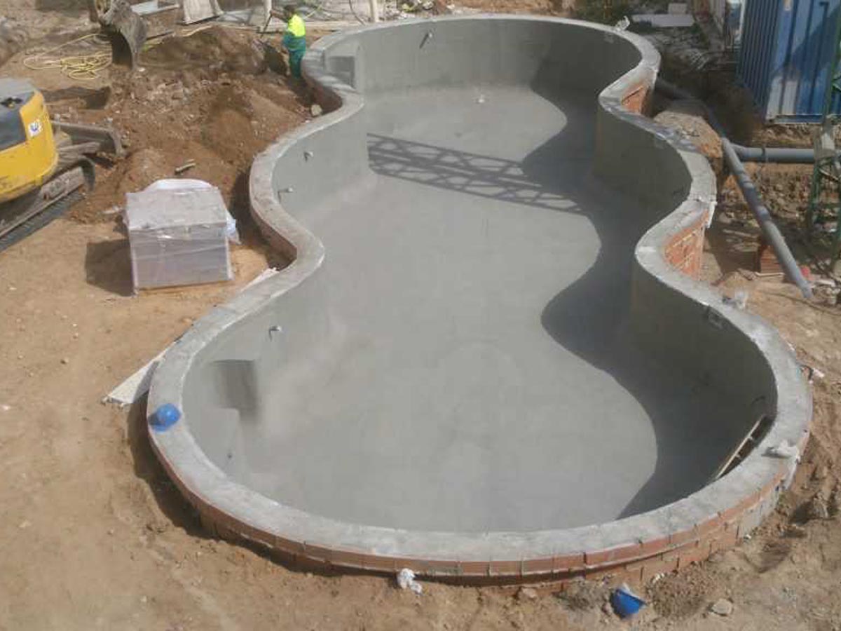 construcción de piscinas